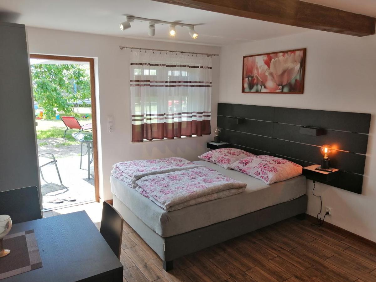Pokoje Zacisze Lesne Stegna  Habitación foto